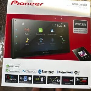Pioneer DMH-260BT Car Stereo with Bluetooth - Black